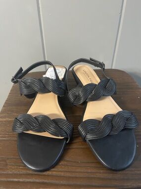 NWT London Fog Collection Black Open Toe Sandals Women’s 7M Whimsical Boho Beach